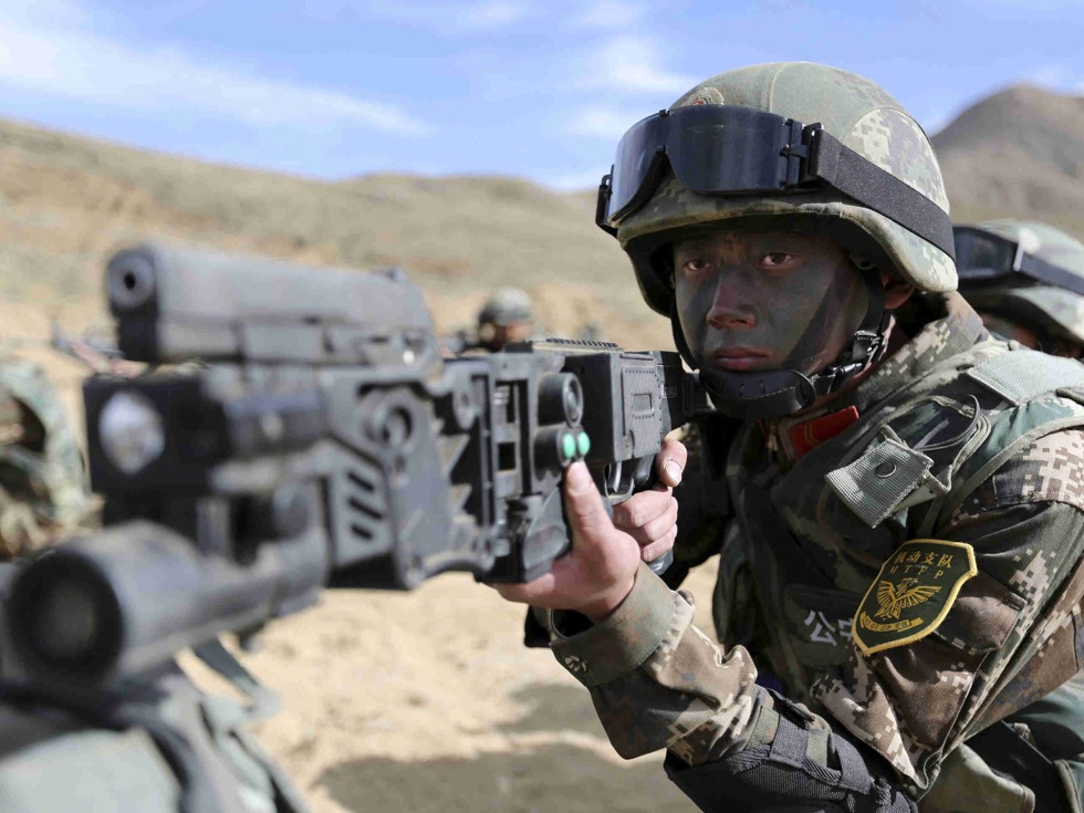 中国在美军仅8英里处建基地 颠覆秩序