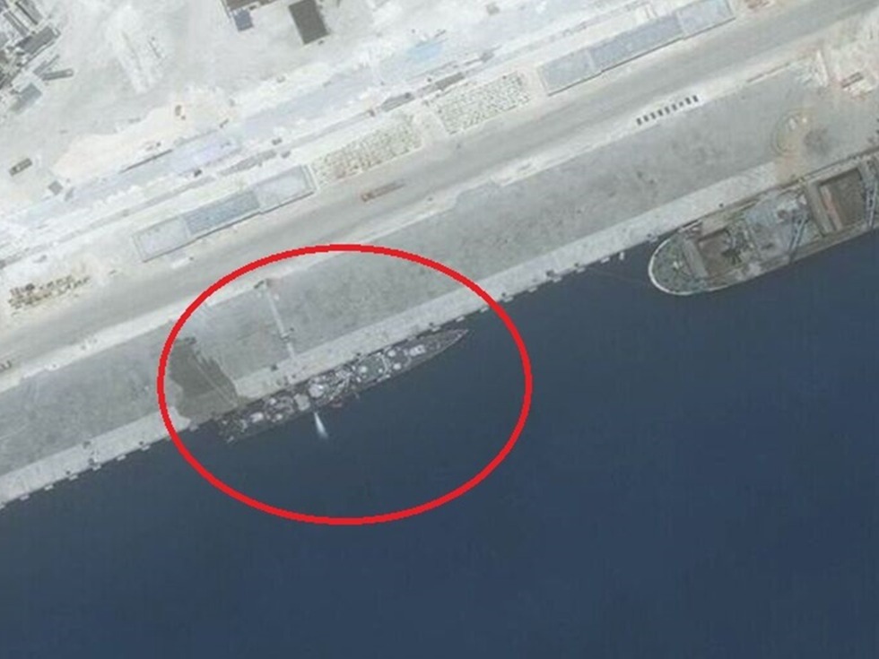 拱卫南沙要冲 中国战舰进驻渚碧岛新码头 拱卫南沙要冲 中国战舰进驻渚碧岛新码头