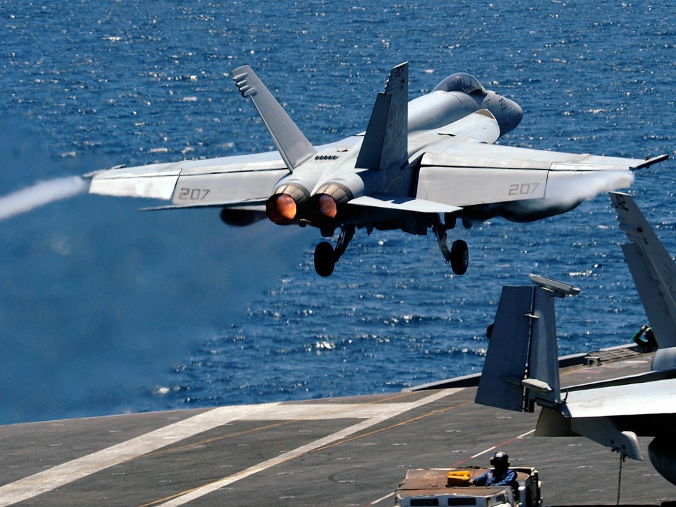 美军超级大黄蜂战机