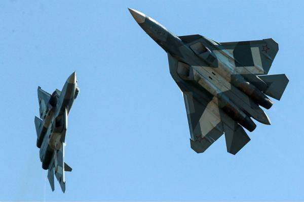 图为俄罗斯苏-57战机 图为俄罗斯苏-57战机